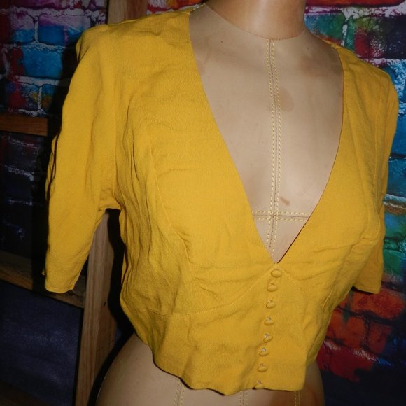 Glassons top- Sale 5 for $20 🎈 - Picture 2 of 3